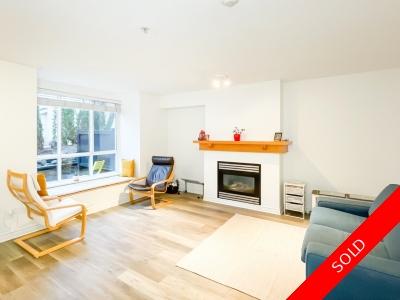 Highgate Townhouse for sale:  2 bedroom 941 sq.ft. (Listed 2021-12-22)